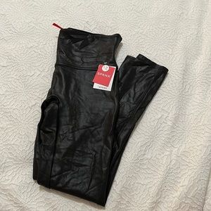 Spanx Faux Leather Legging Petite - NWT